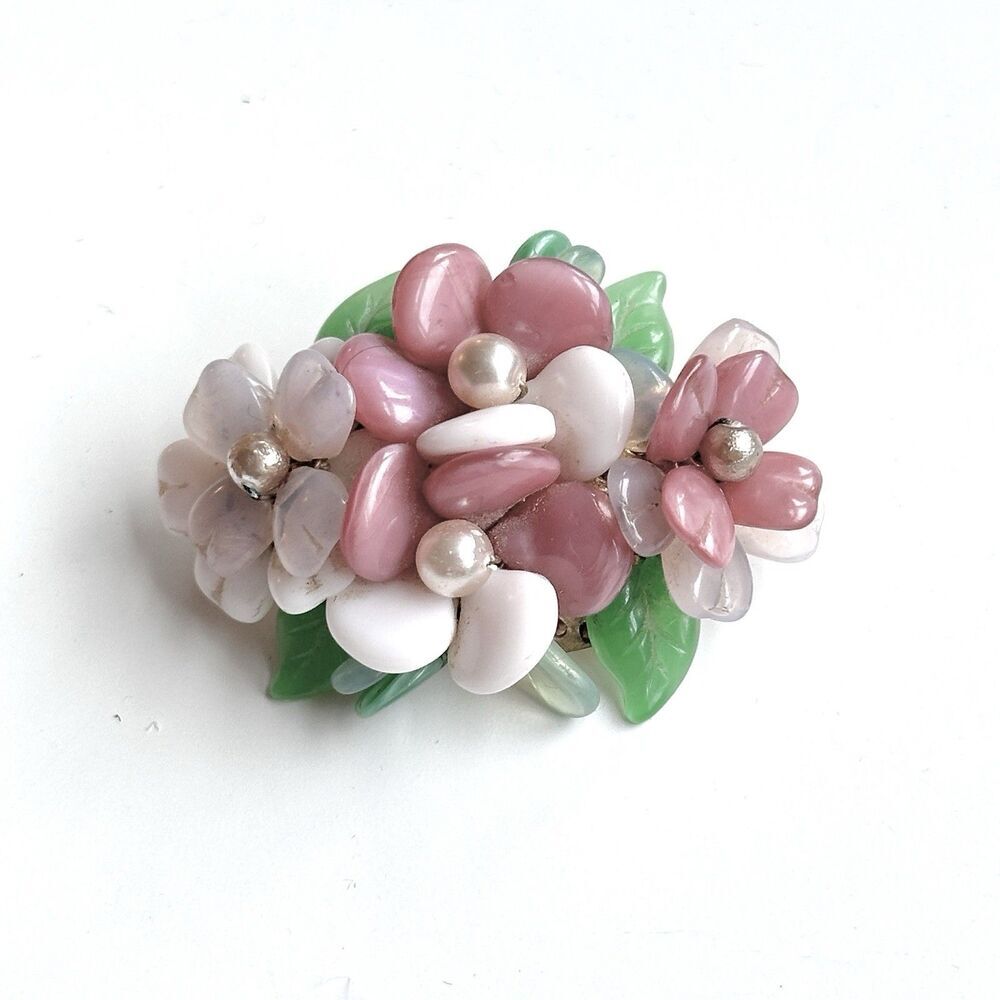 RARE VTG 50s MCM West Germany Pastel Flowers Lucite Brooch Bouquet Cluster 1.75”